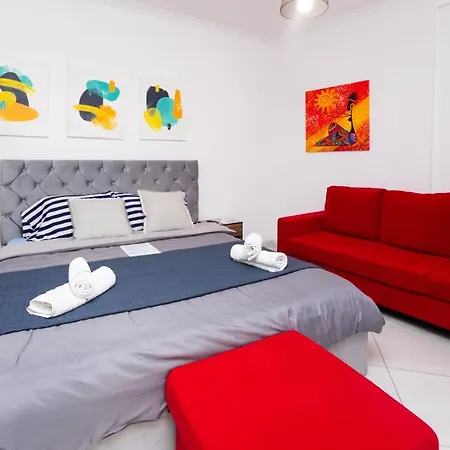 Modern Apartment *